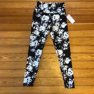 Balance Collection black/lilac floral leggings, NWT